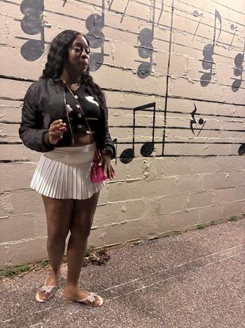 carolin, 23  female escort, Springfield