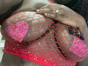 Coco, 23  female escort, Springfield