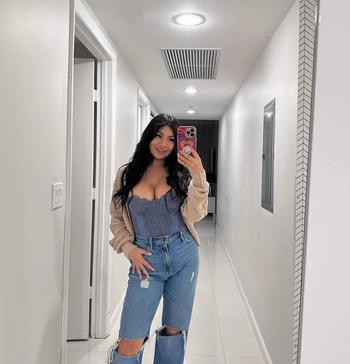 310-266-2318, 28  female escort, Springfield